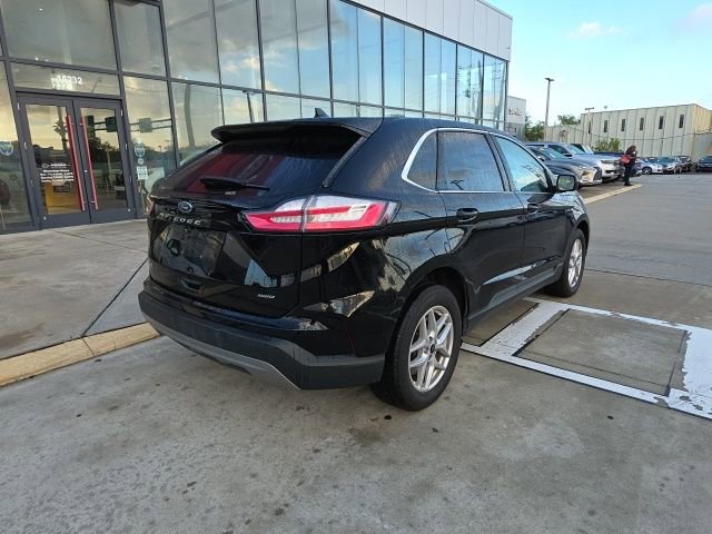 Used 2024 Ford Edge SEL AWD/4WD image 4
