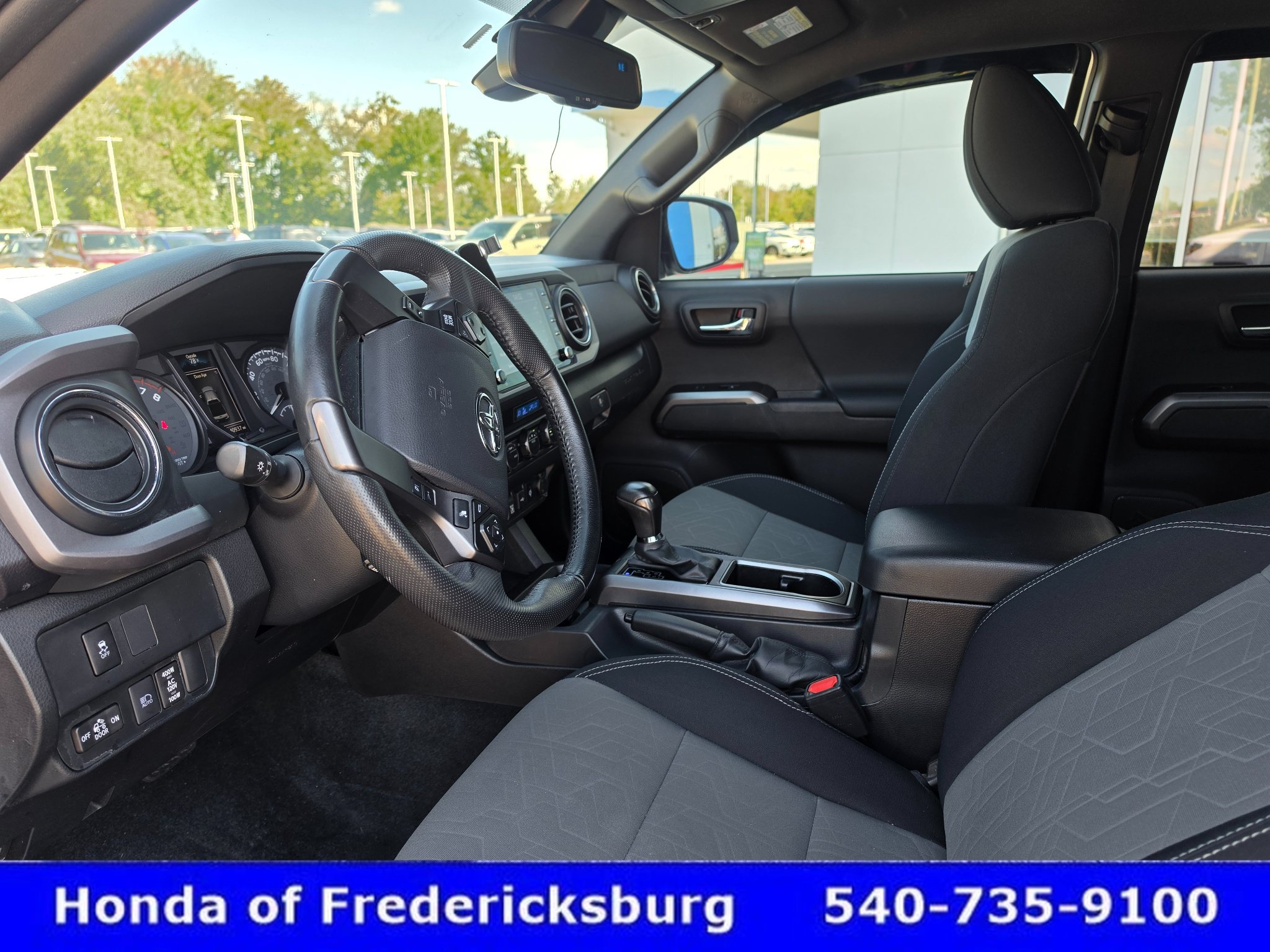 Used 2023 Toyota Tacoma TRD Sport w/ Technology Package AWD/4WD image 24