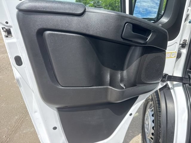Used 2025 RAM ProMaster 2500 w/ Convenience Group FWD image 16