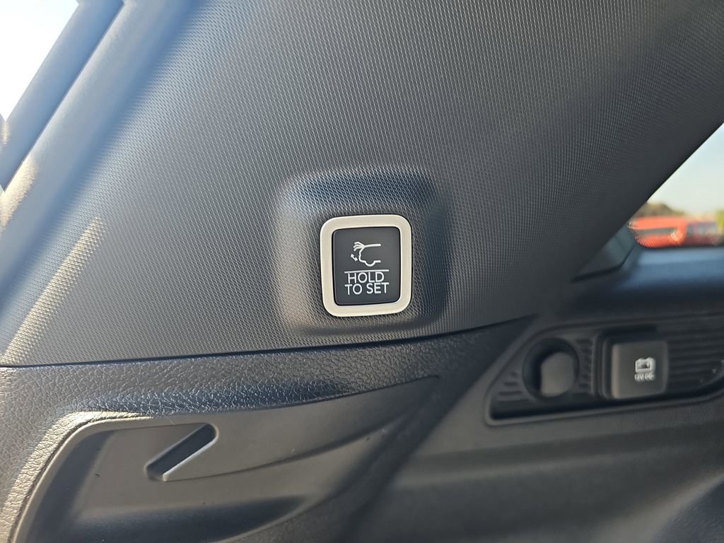 New 2026 Jeep Grand Cherokee Limited AWD/4WD image 13