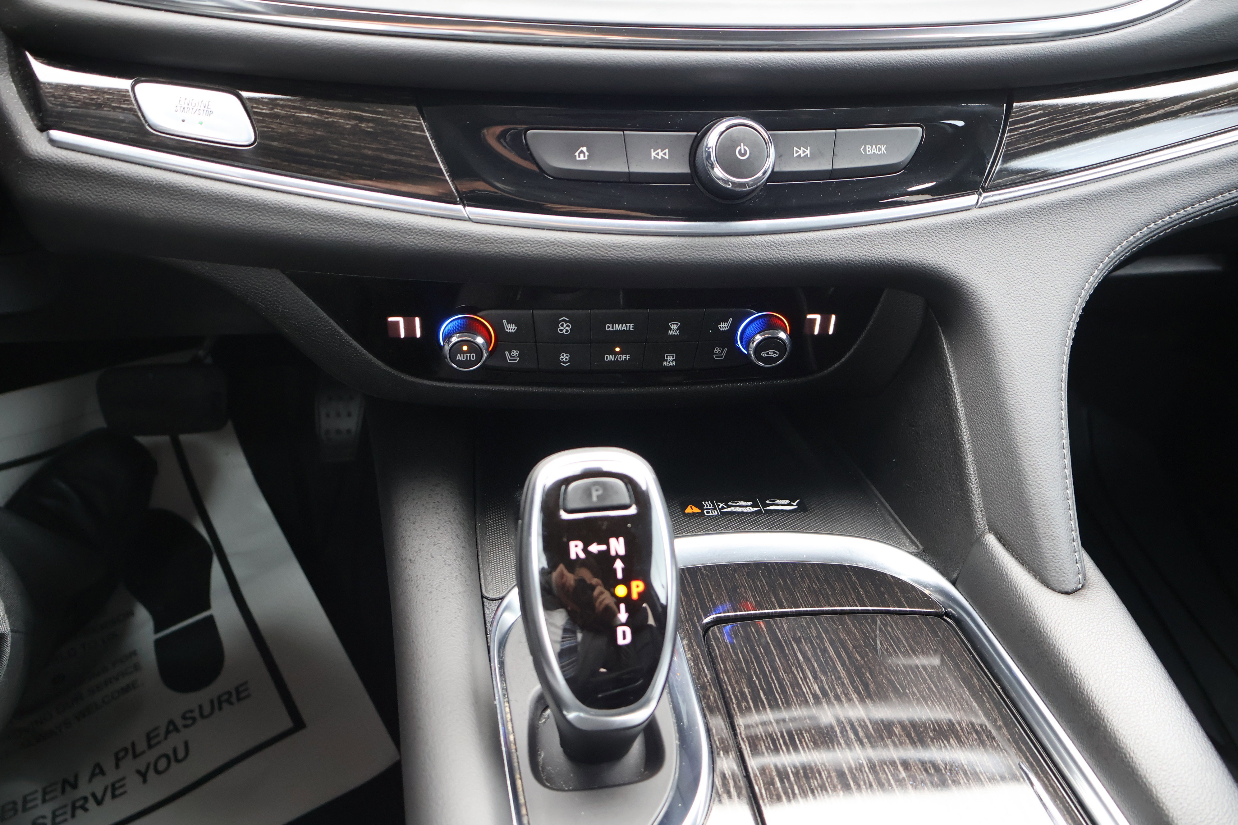 Used 2021 Buick Enclave Avenir w/ Avenir Technology Package image 43