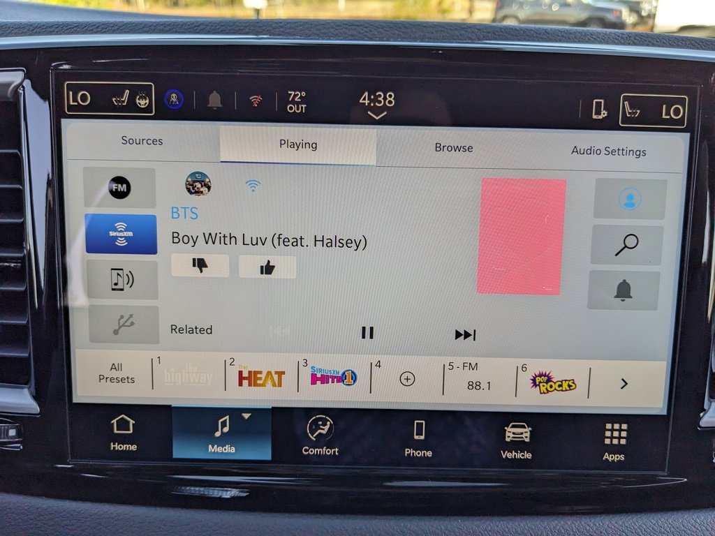 New 2026 Chrysler Voyager LX image 29