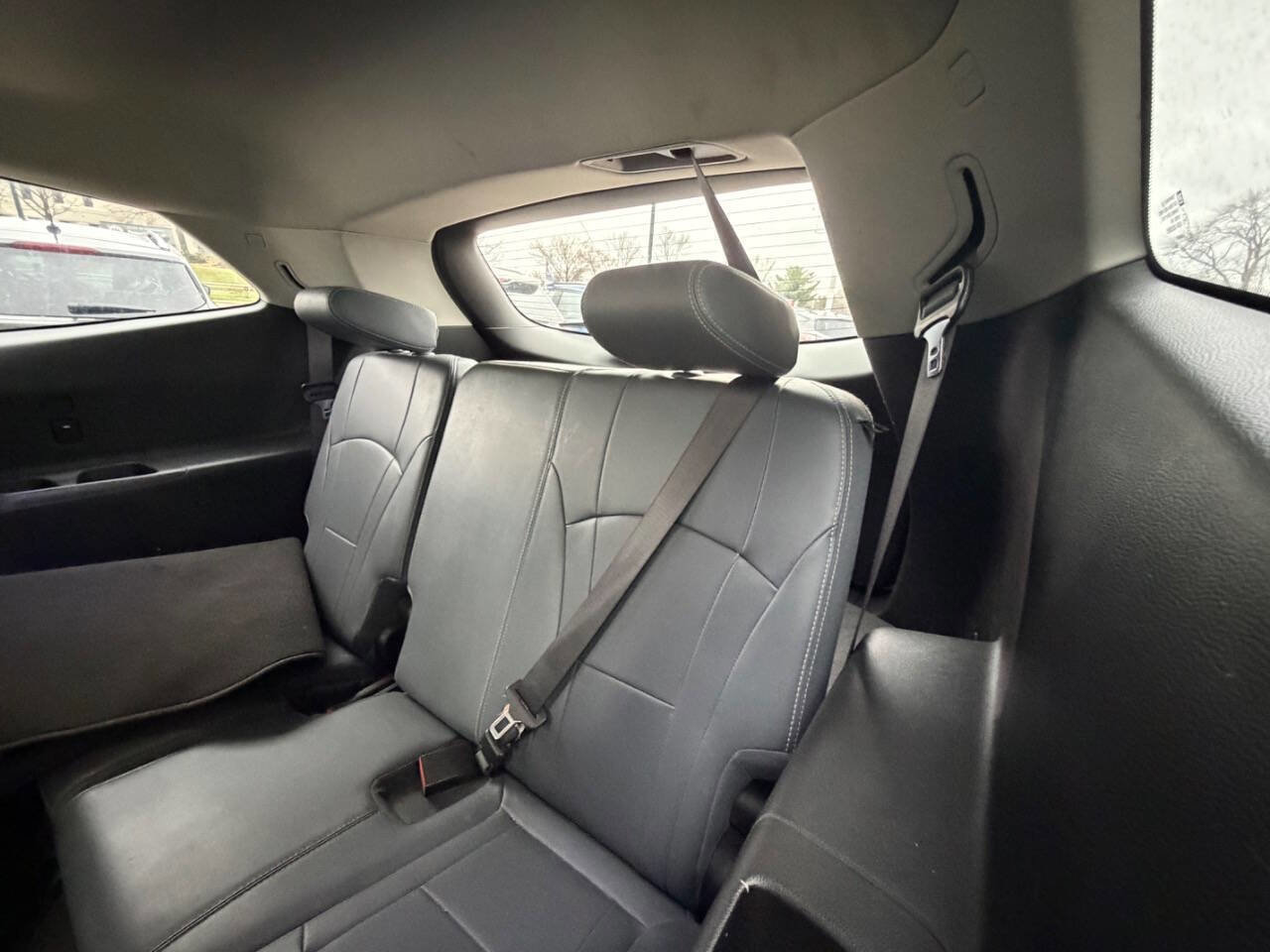 Used 2020 Buick Enclave Essence AWD/4WD image 30
