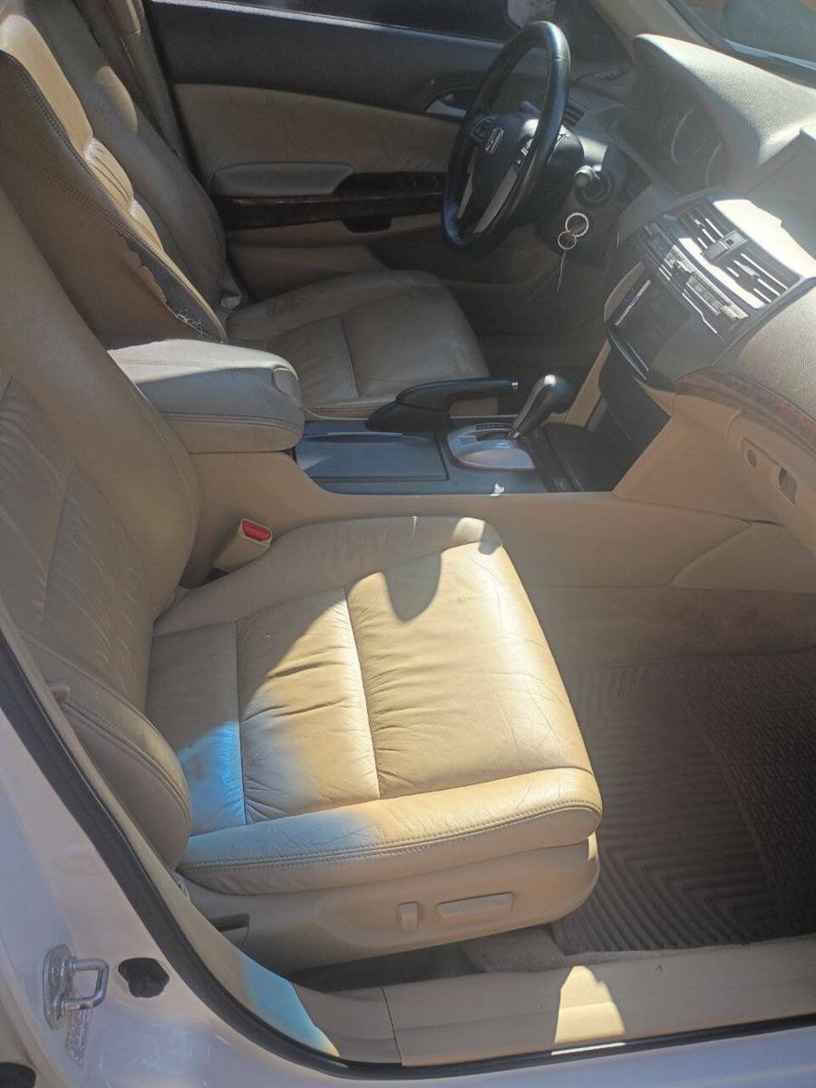 Used 2009 Honda Accord EX-L image 14