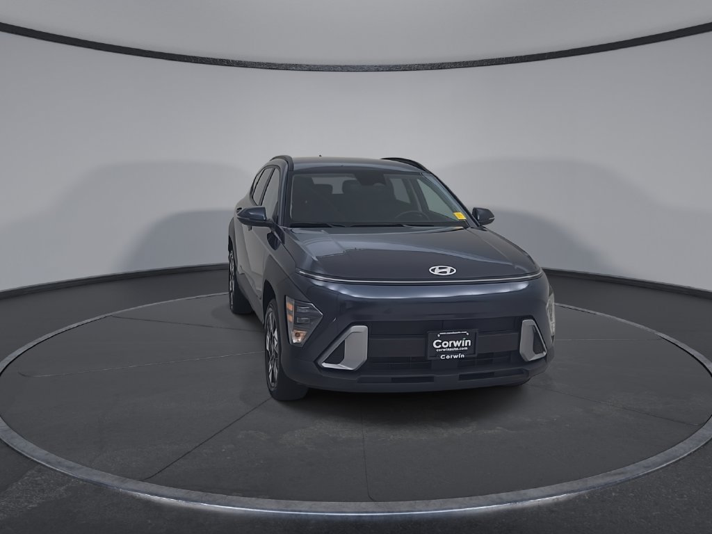 Used 2025 Hyundai Kona SEL AWD/4WD image 4