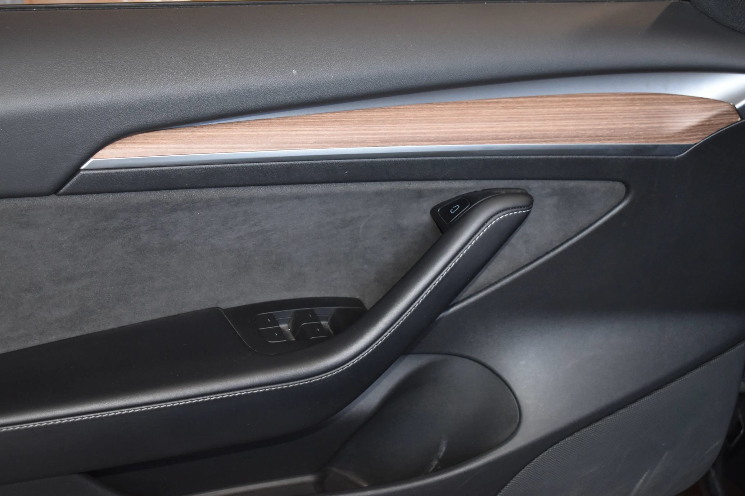 Used 2023 Tesla Model 3 Standard Range RWD image 14