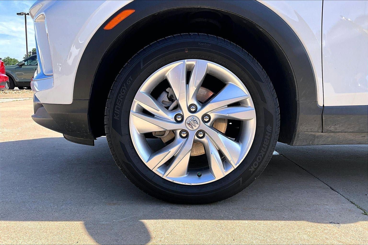 Used 2025 Buick Encore GX Preferred AWD/4WD image 35