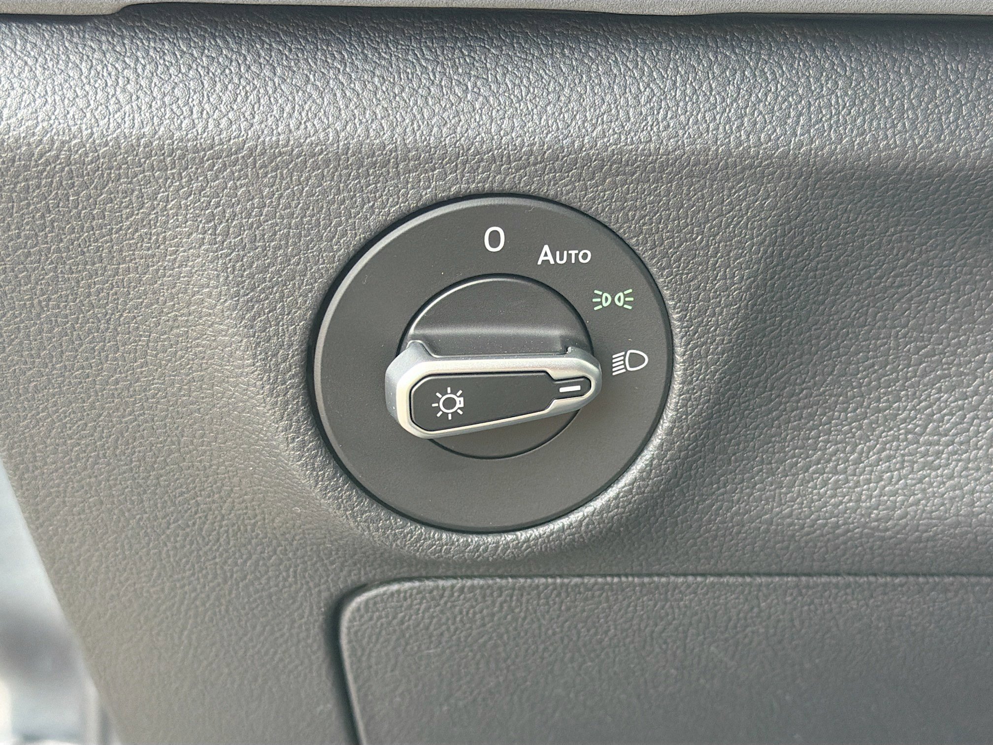 New 2026 Volkswagen Jetta SE image 34