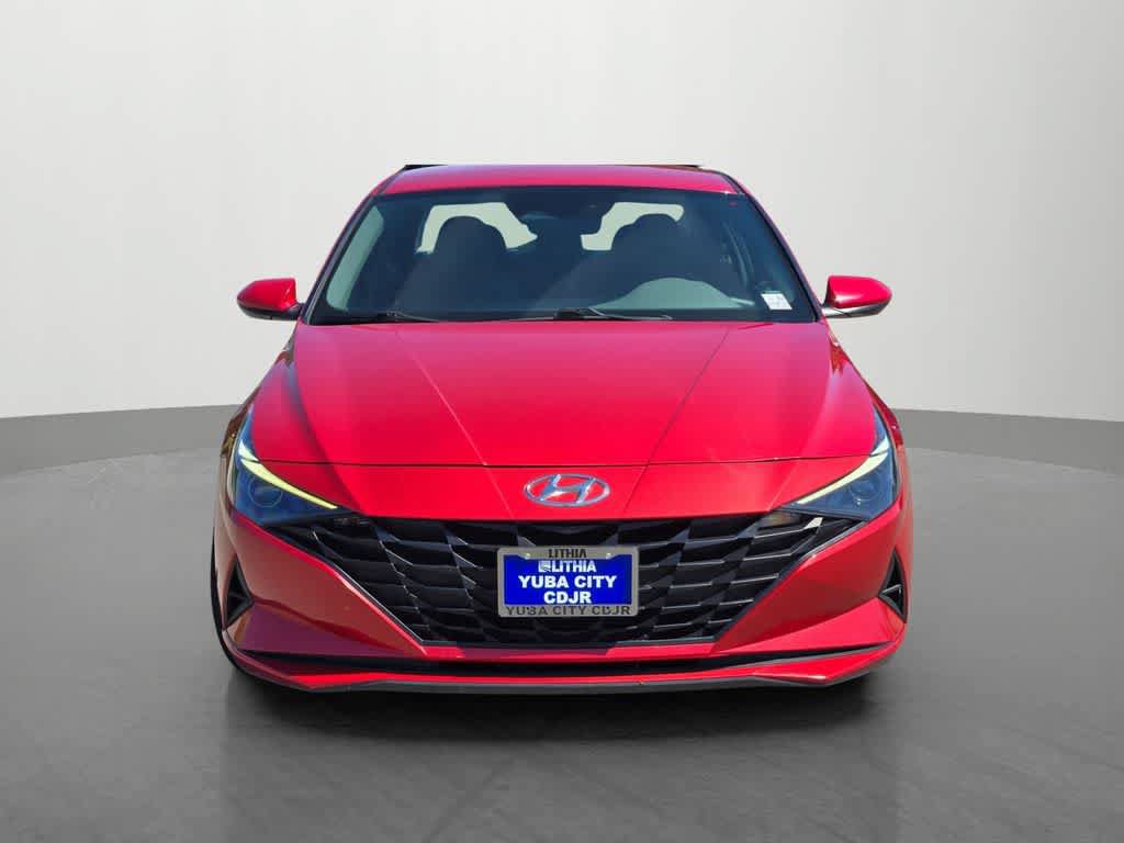 Used 2023 Hyundai Elantra SEL FWD image 2