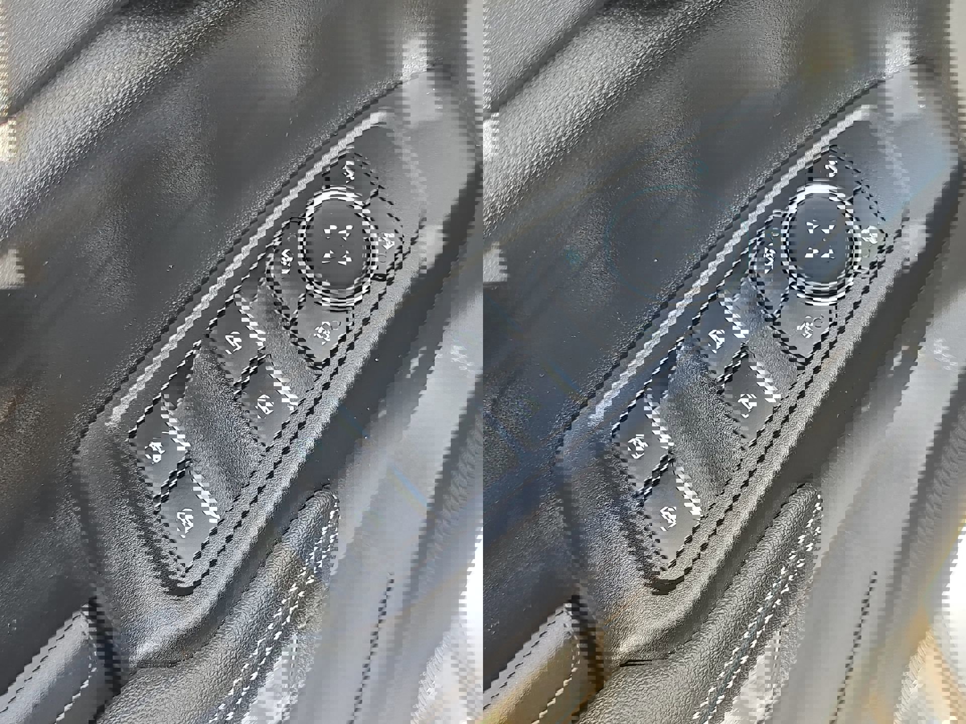 Used 2024 Ford Ranger XLT w/ Technology Package image 13