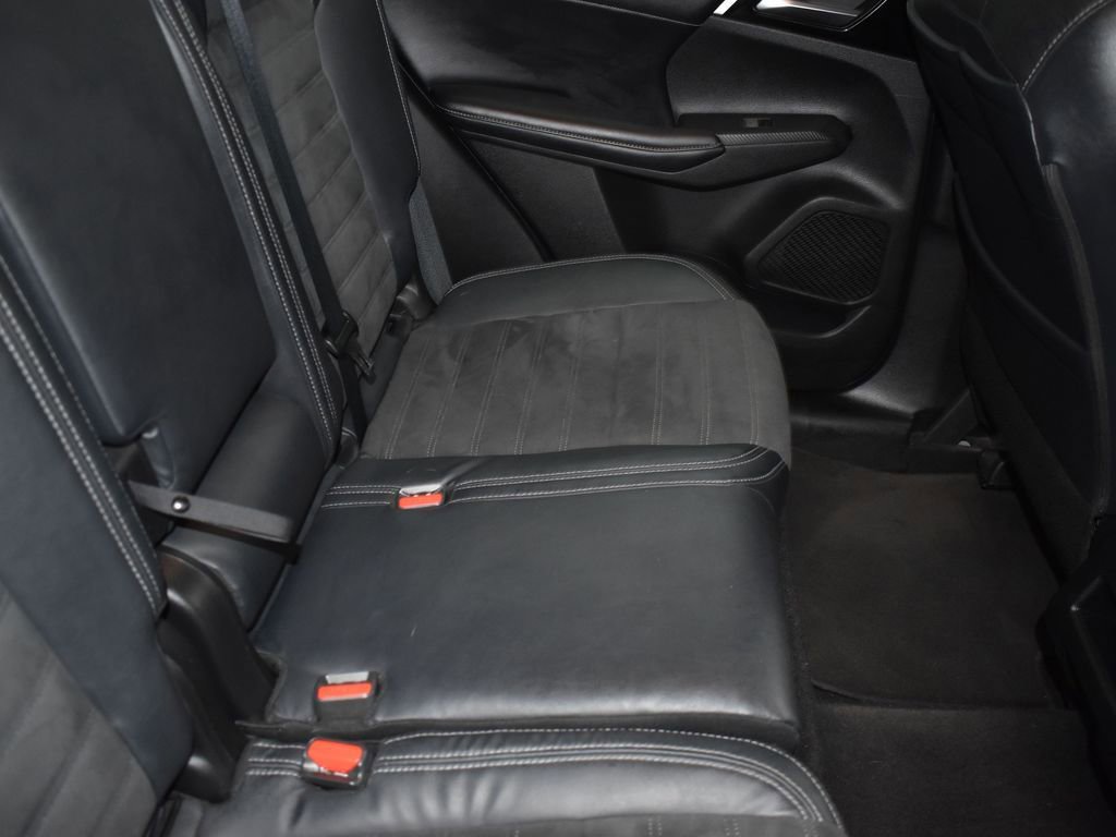 Used 2022 Mitsubishi Outlander SE image 33