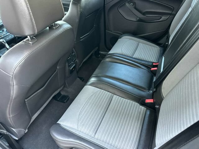 Used 2017 Ford Escape Titanium FWD image 14