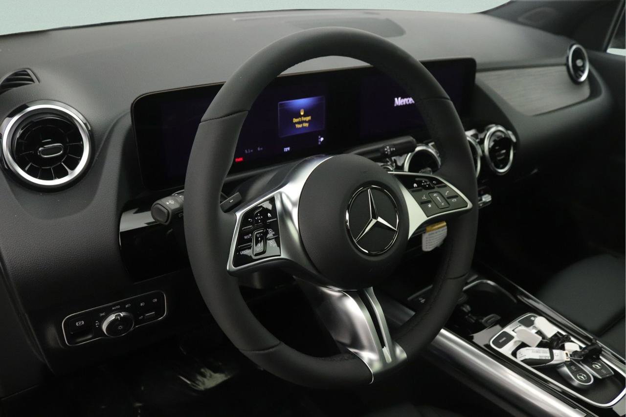 New 2026 Mercedes-Benz GLA 250 image 4