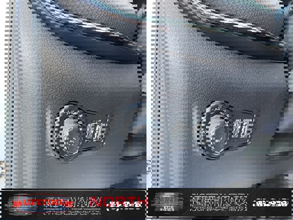 Used 2024 Jeep Compass Trailhawk image 7