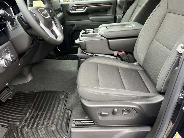 New 2026 GMC Sierra 1500 Elevation image 17