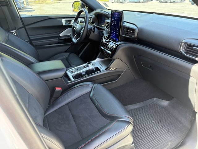 Used 2023 Ford Explorer ST w/ Equipment Group 401A AWD/4WD image 15