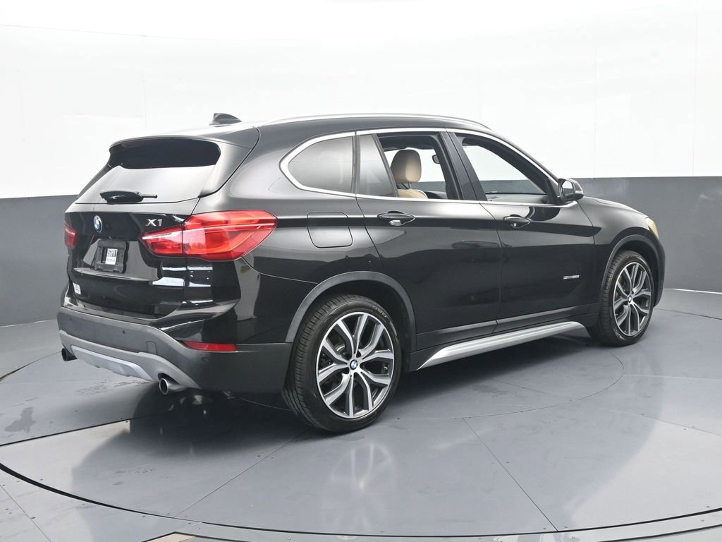 Used 2017 BMW X1 sDrive28i image 6