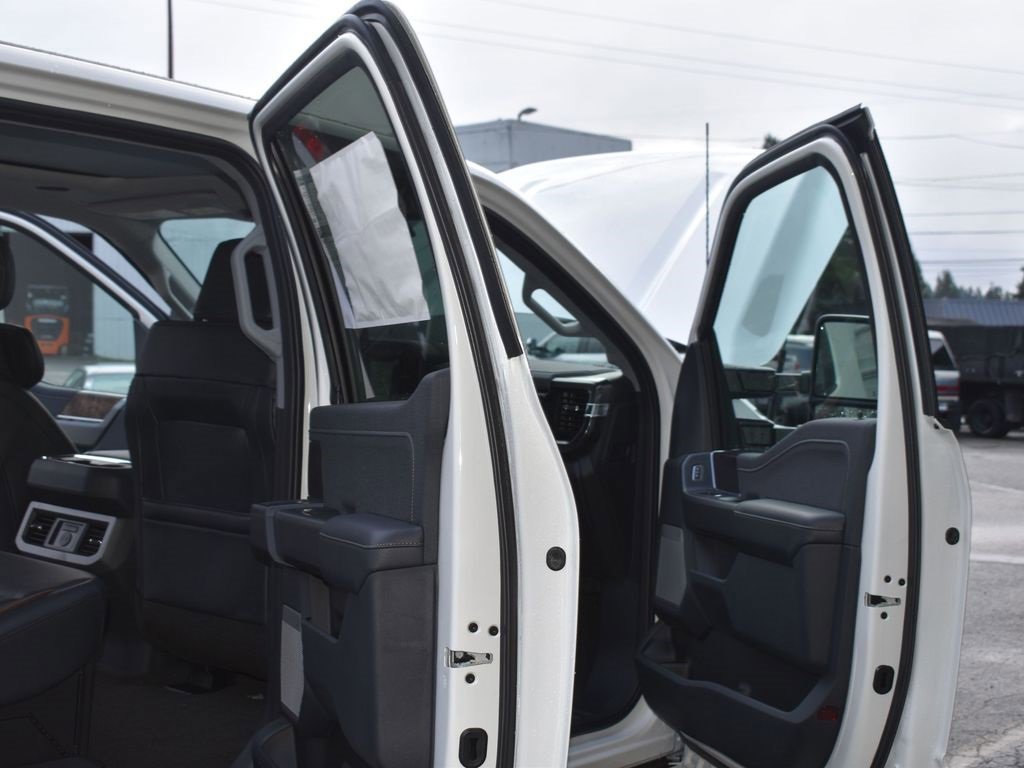 New 2026 Ford F350 Lariat w/ Lariat Ultimate Package image 29