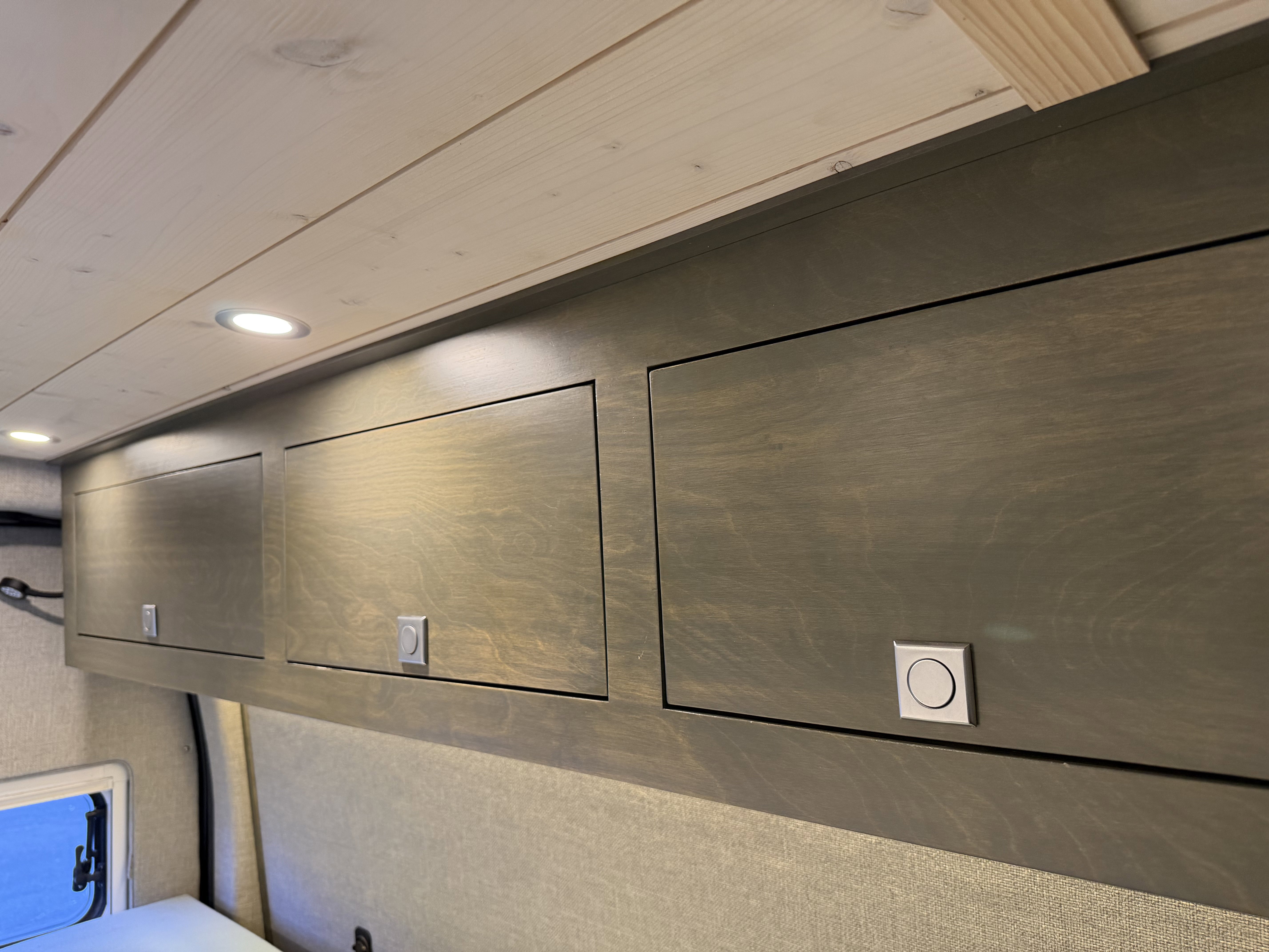 Used 2021 Ford Transit 250 148 High Roof Extended AWD image 46