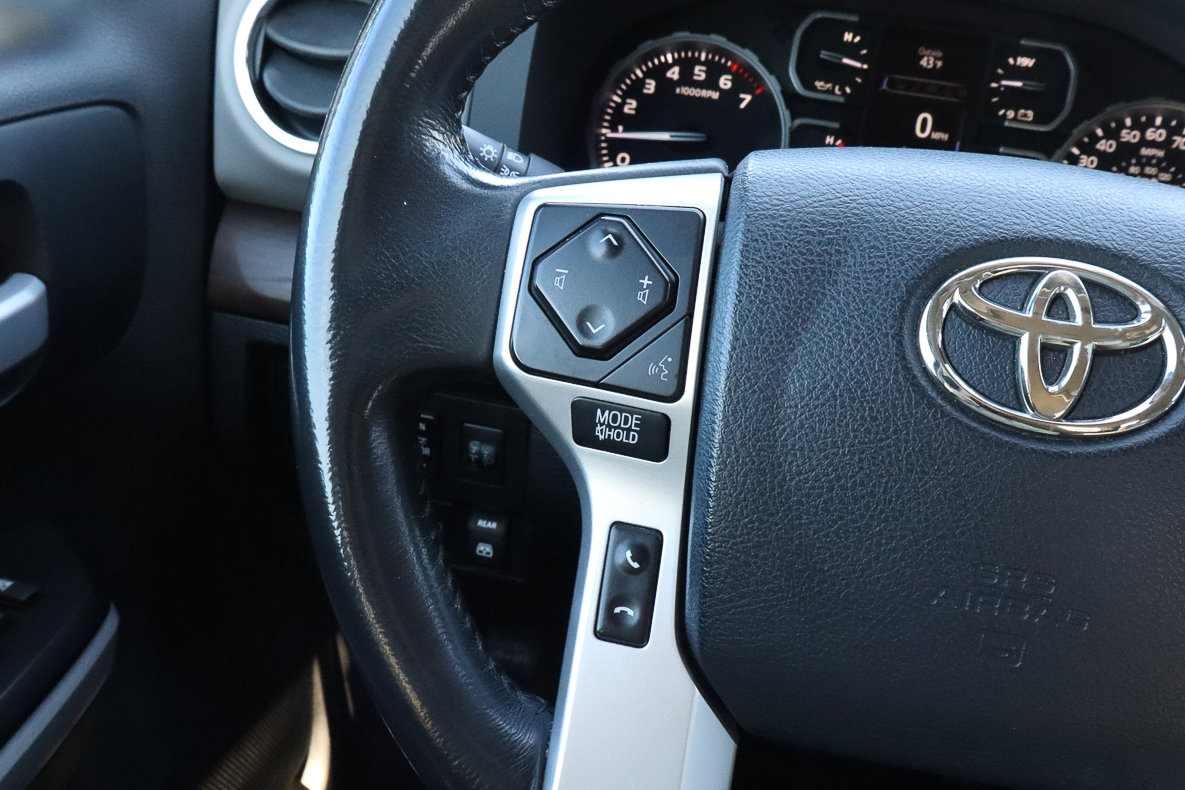 Used 2018 Toyota Tundra Limited image 30