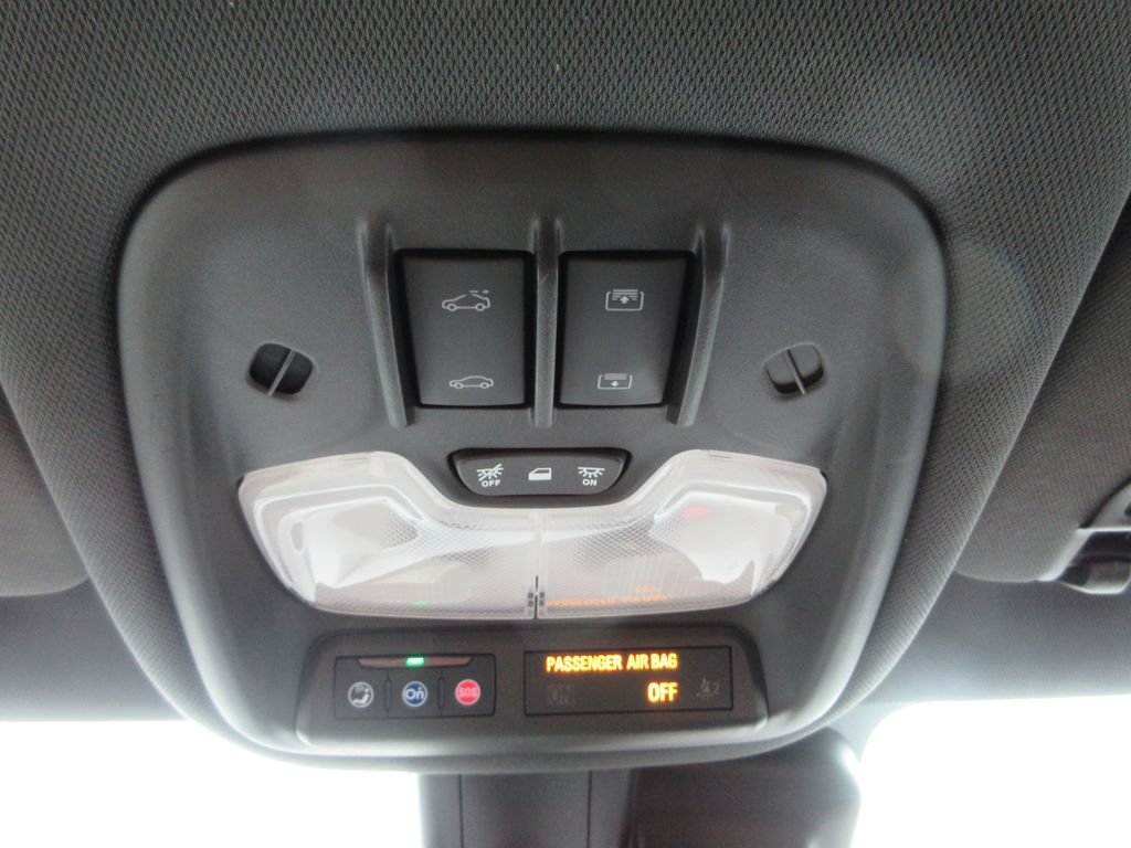 Certified 2024 Chevrolet TrailBlazer RS w/ Convenience Package FWD image 32