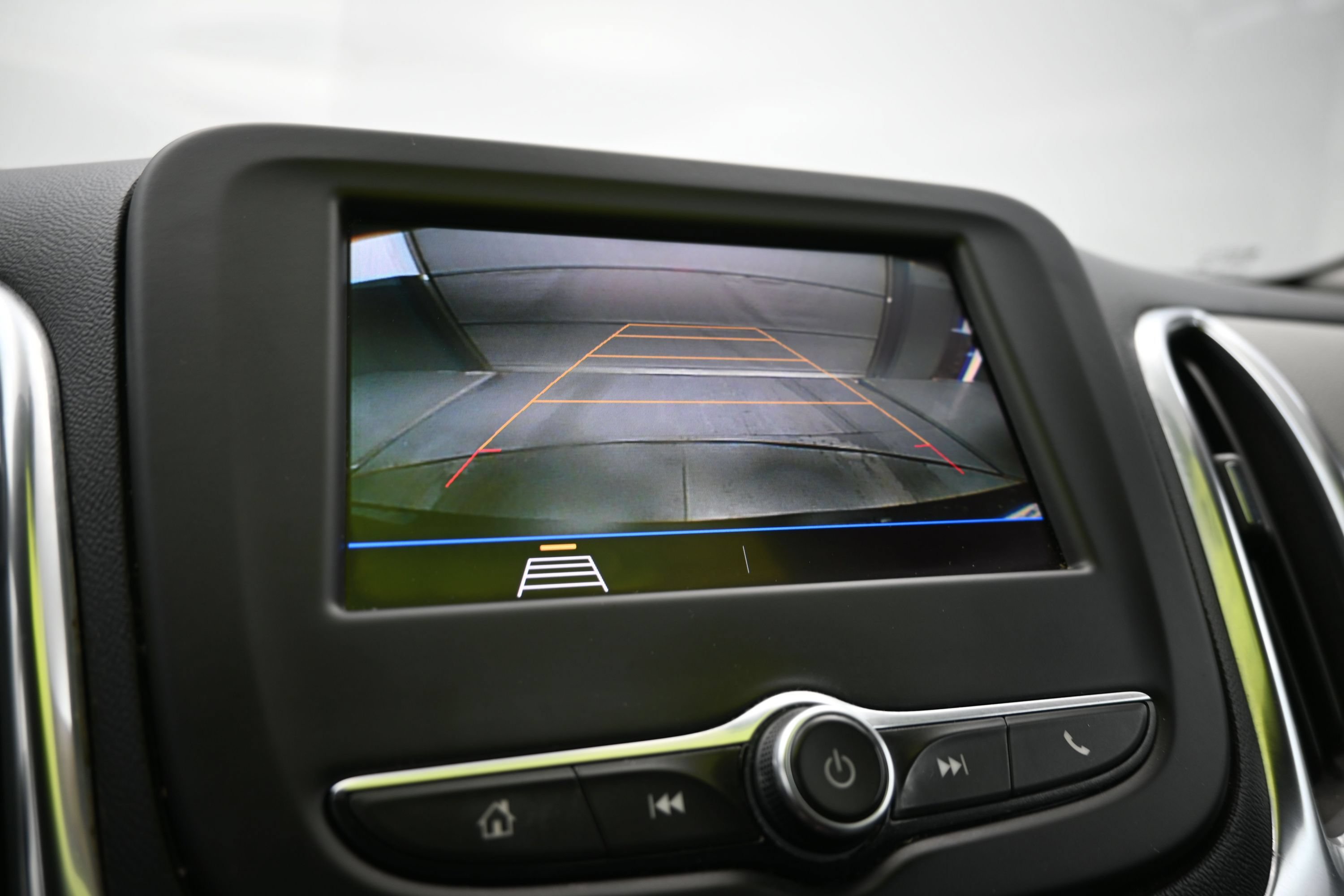 Used 2021 Chevrolet Equinox LS w/ LS Convenience Package FWD image 16