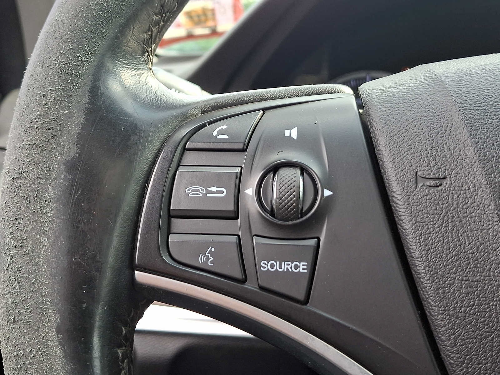 Used 2020 Acura MDX w/ Technology Package AWD/4WD image 22