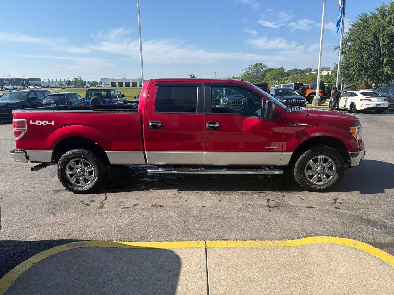 Used 2012 Ford F150 XLT w/ XLT Chrome Pkg AWD/4WD image 2