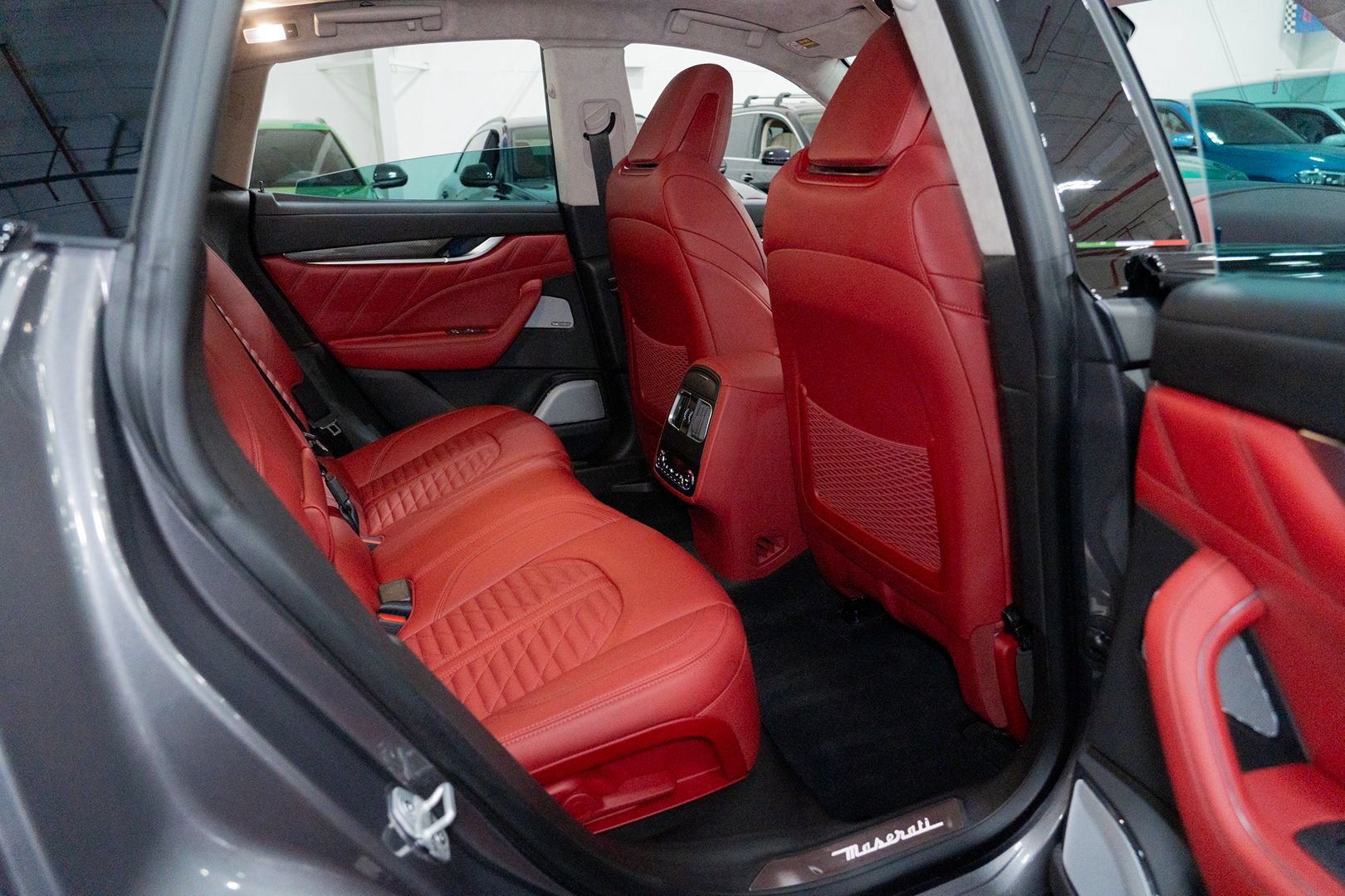 Used 2021 Maserati Levante Trofeo AWD/4WD image 31