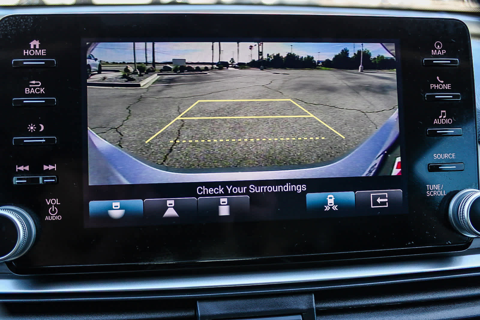 Certified 2022 Honda Accord Touring image 23