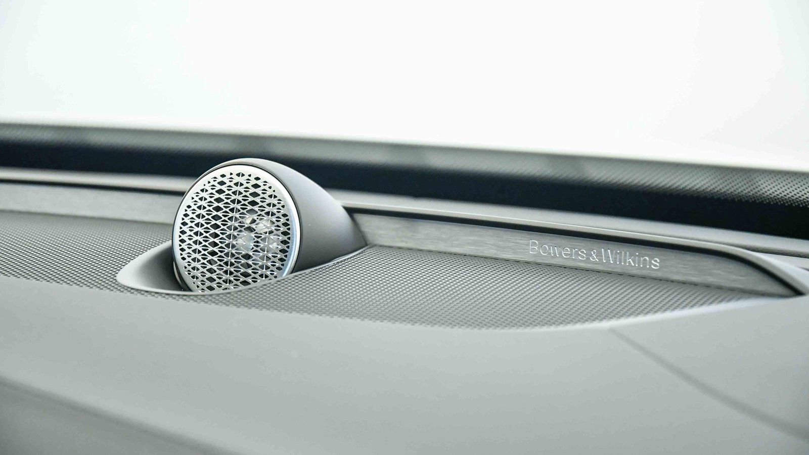 New 2026 Volvo XC90 T8 Ultra w/ Protection Package Premier image 18