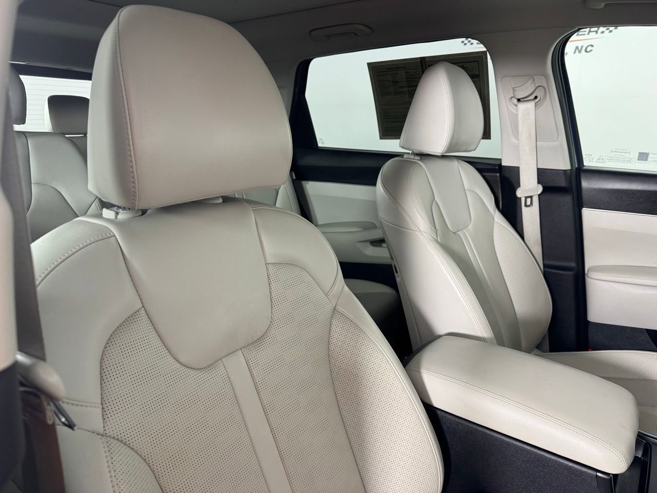 Used 2025 Kia Sorento X-Line EX image 35