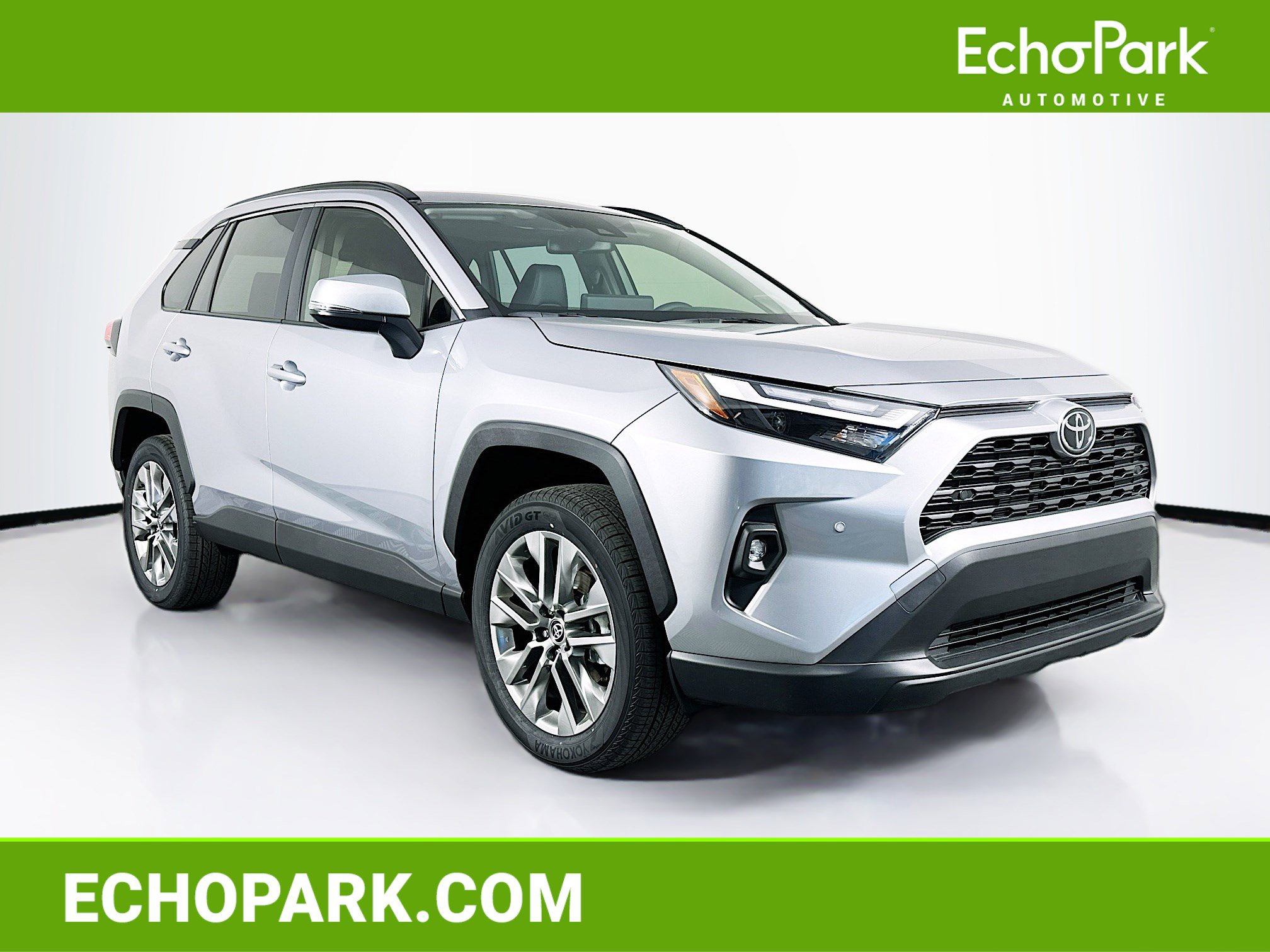 Used 2025 Toyota RAV4 XLE Premium w/ Weather Package FWD image 1