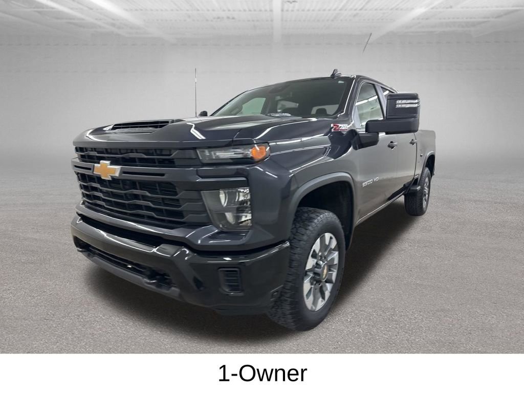 Used 2024 Chevrolet Silverado 2500 Custom w/ Custom Value Package AWD/4WD image 7
