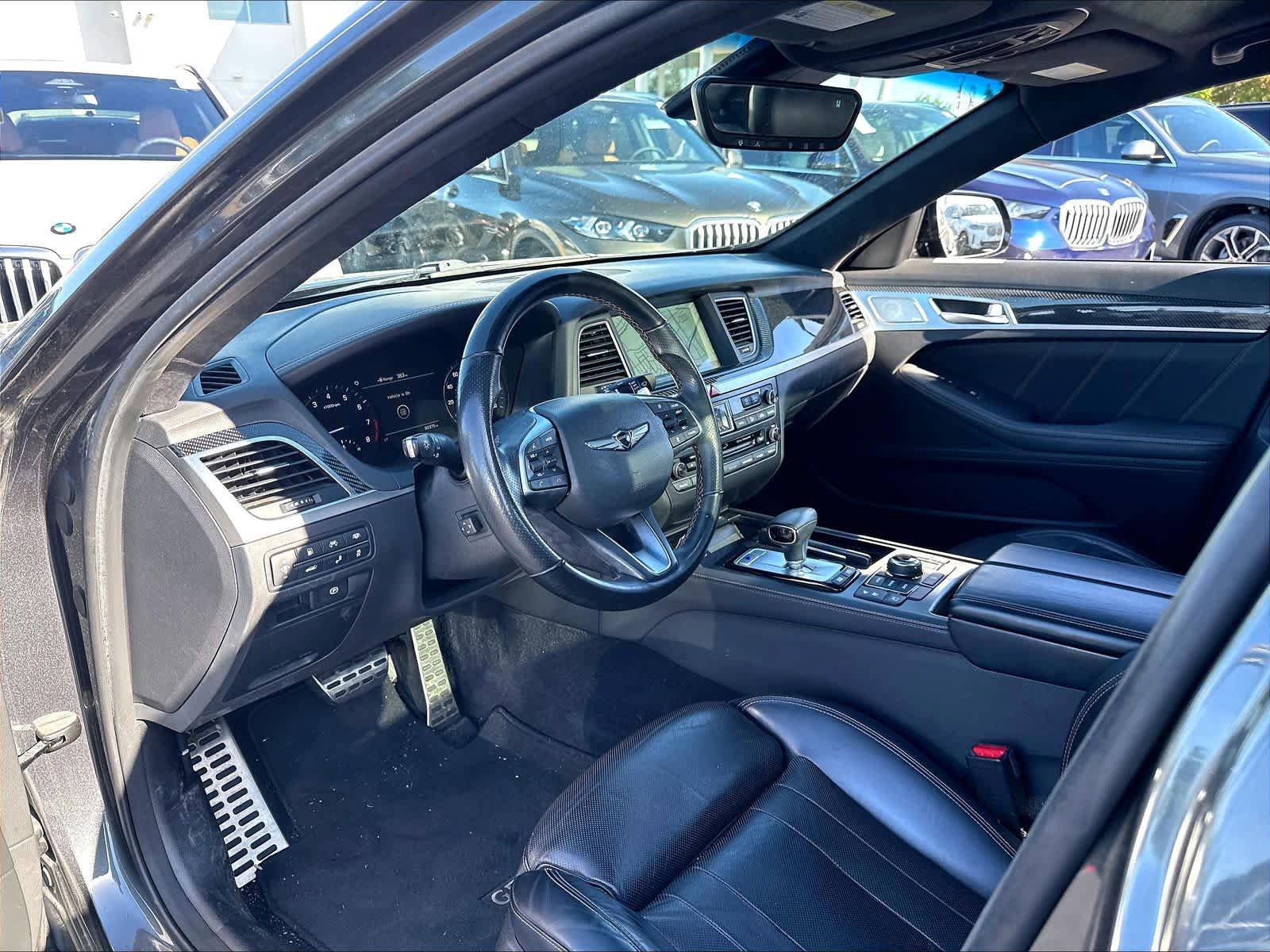 Used 2018 Genesis G80 3.3T Sport RWD image 17