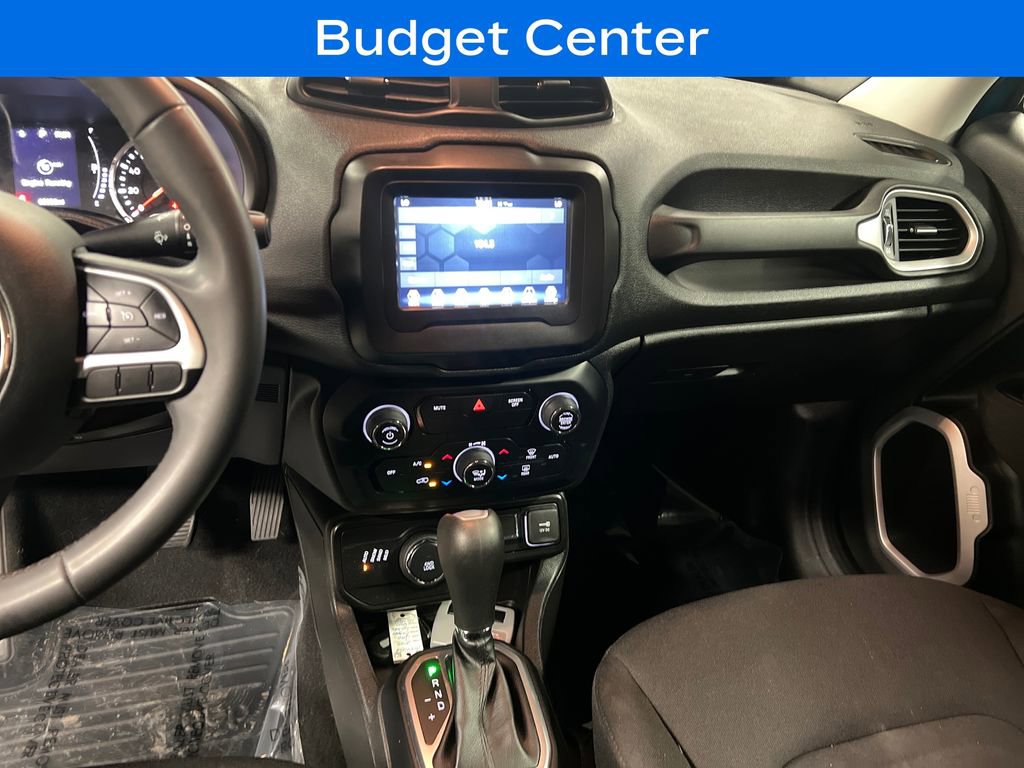 Used 2020 Jeep Renegade Latitude w/ Trailer Tow Group AWD/4WD image 21