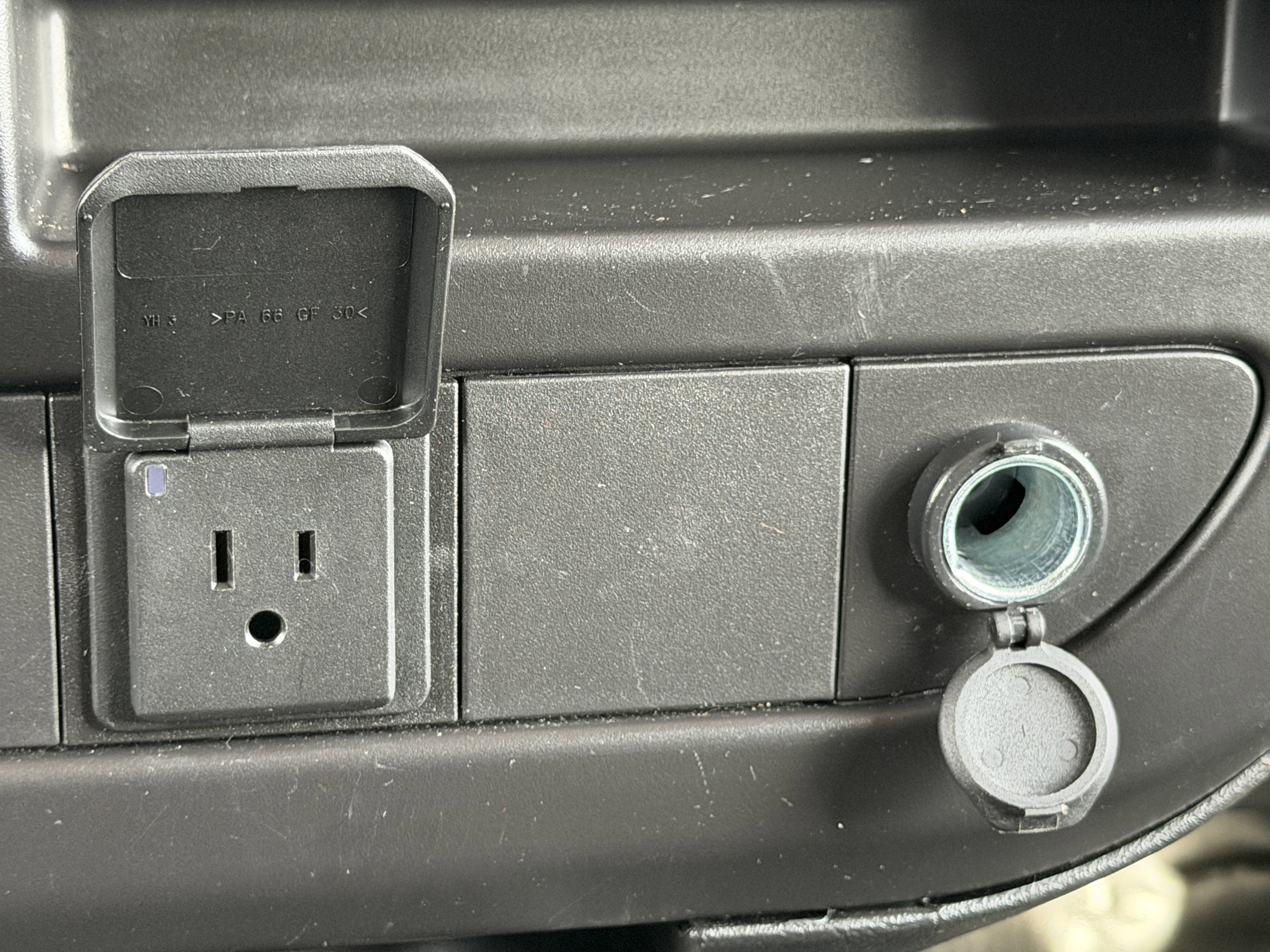 Used 2024 Chevrolet Express 2500 Work Van w/ Driver Convenience Package image 48