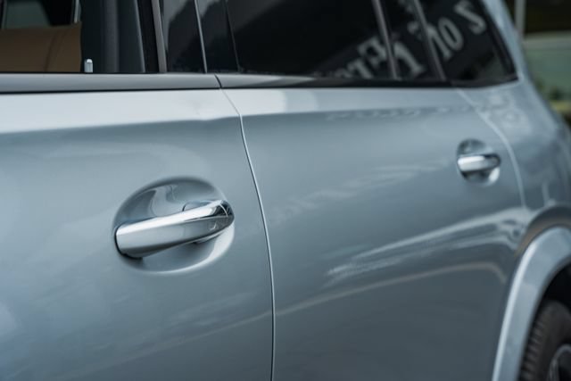 Certified 2025 Mercedes-Benz GLS 450 4MATIC image 18