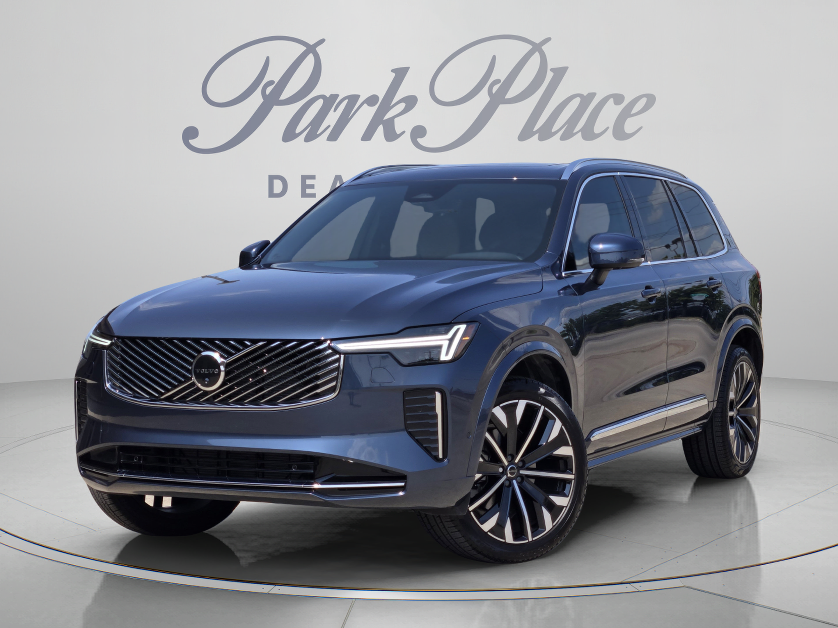 Certified 2026 Volvo XC90 B6 Plus w/ Protection Package Premier AWD/4WD image 1