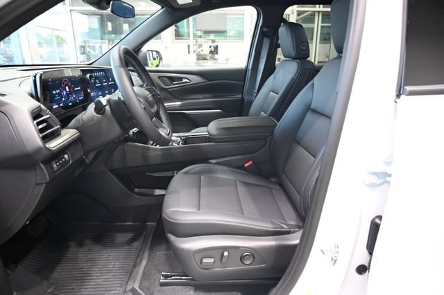 New 2027 Chevrolet Traverse LT w/ Midnight/Sport Edition AWD/4WD image 9