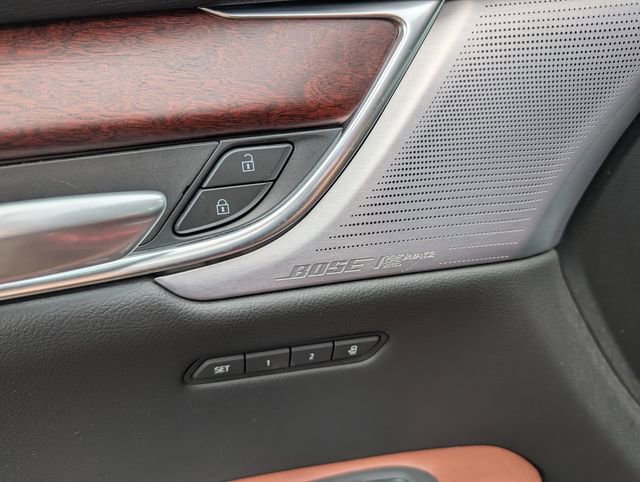 Used 2025 Cadillac XT5 Sportv w/ Technology Package AWD/4WD image 9