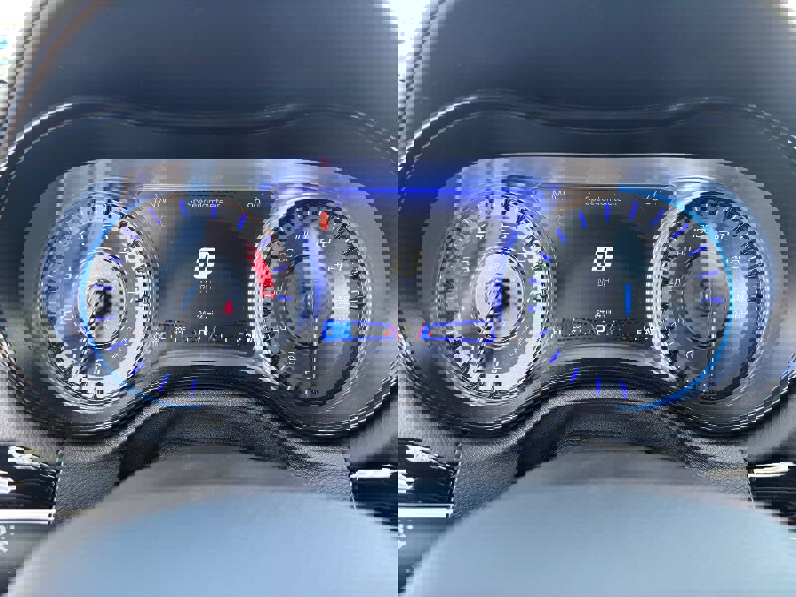 Used 2023 Chrysler 300 C image 33