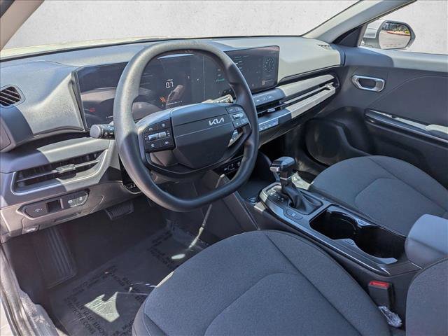 Used 2025 Kia K4 FWD image 12