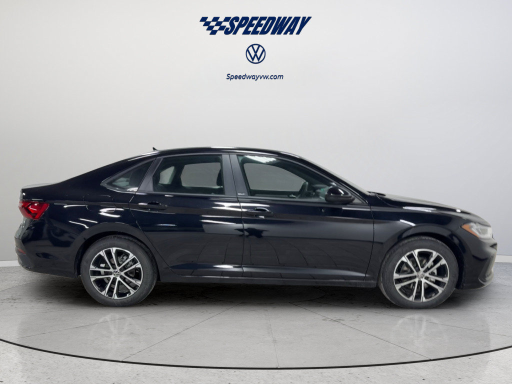 New 2026 Volkswagen Jetta Sport FWD image 3