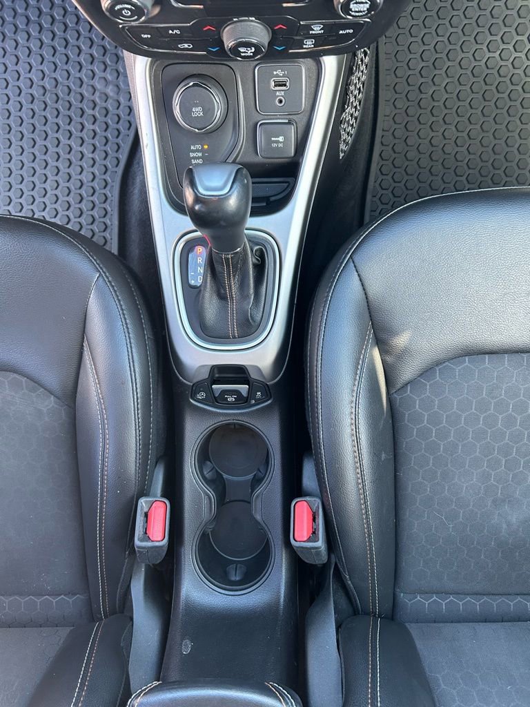 Used 2019 Jeep Compass Latitude w/ Popular Equipment Group image 27