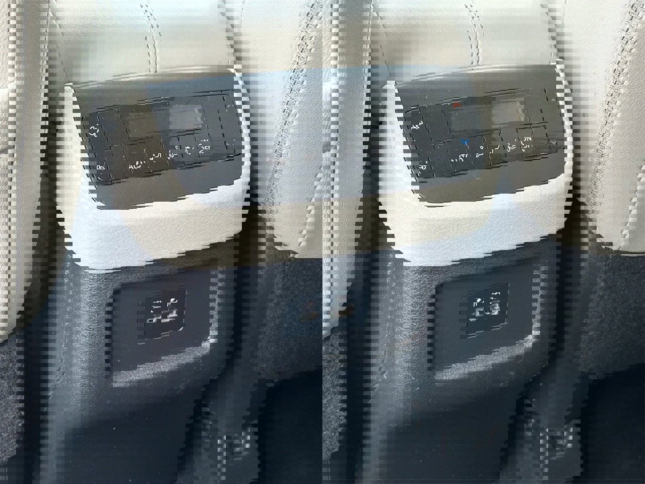 Certified 2023 Nissan Pathfinder SL image 16