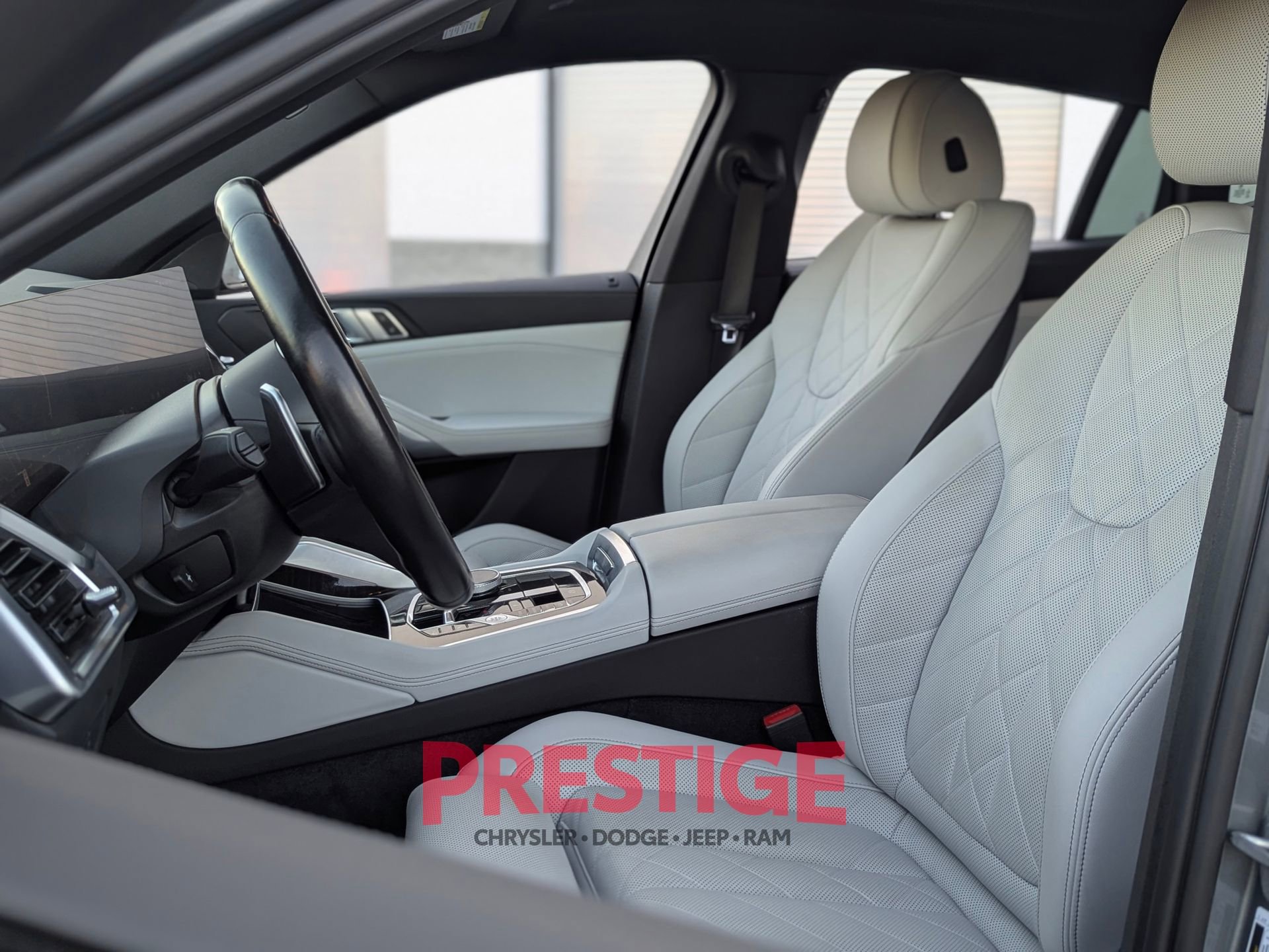 Used 2024 BMW X6 xDrive40i w/ Premium Package AWD/4WD image 26