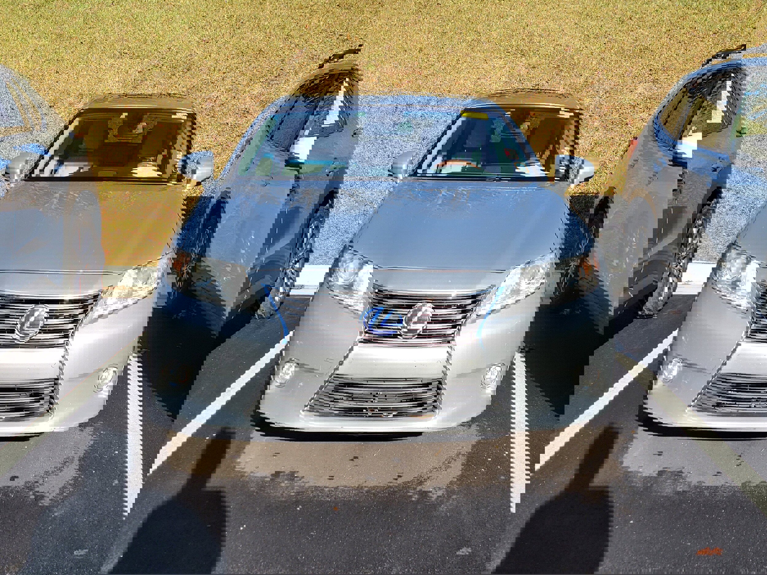 Used 2013 Lexus ES 300h image 2