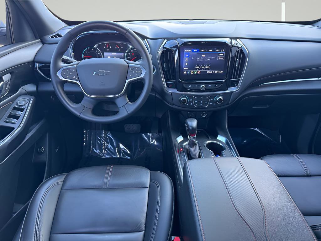 Used 2022 Chevrolet Traverse RS image 23