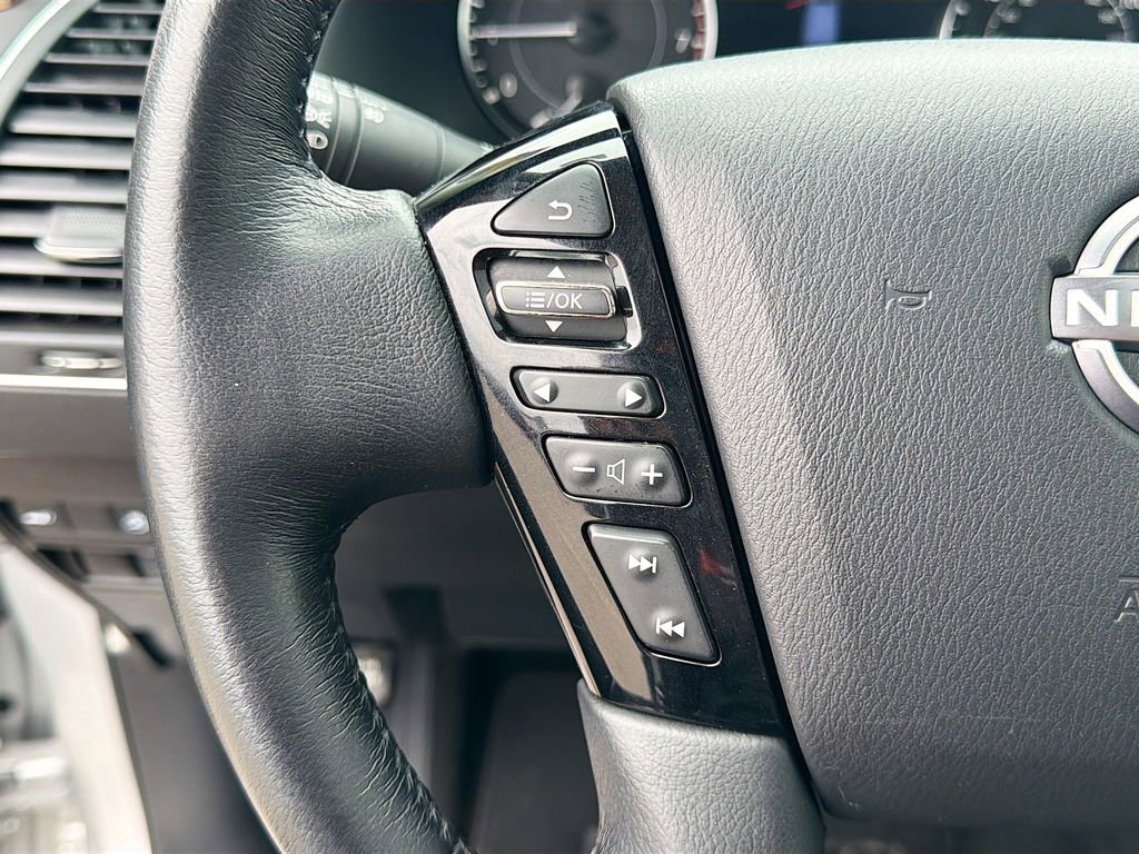 Used 2024 Nissan Armada SL image 40